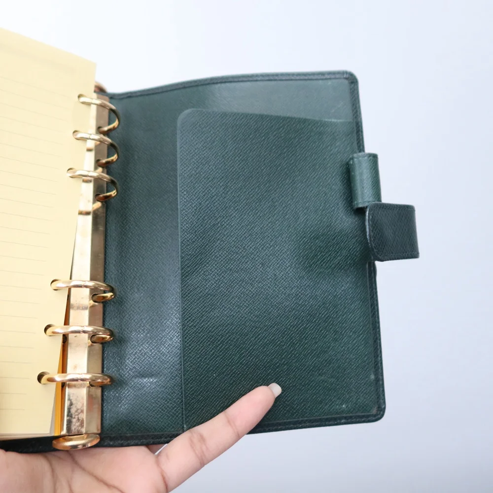 Louis Vuitton Taiga Medium Ring Agenda Cover Épicéa Green